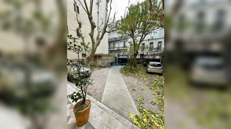 Ma-Cabane - Location Local commercial Marseille, 165 m²