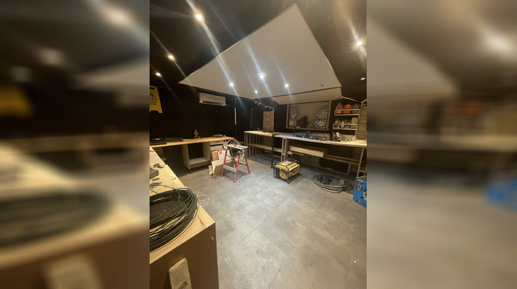 Ma-Cabane - Location Local commercial Marseille, 309 m²