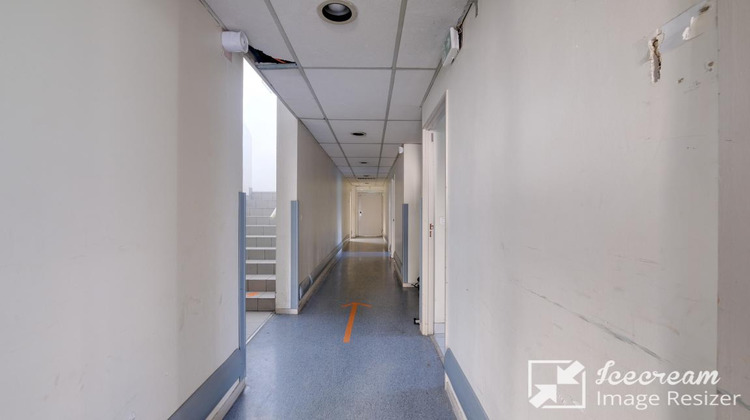 Ma-Cabane - Location Local commercial Marseille, 942 m²