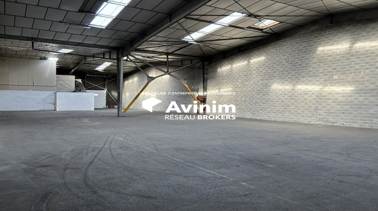 Ma-Cabane - Location Local commercial Marseille, 880 m²