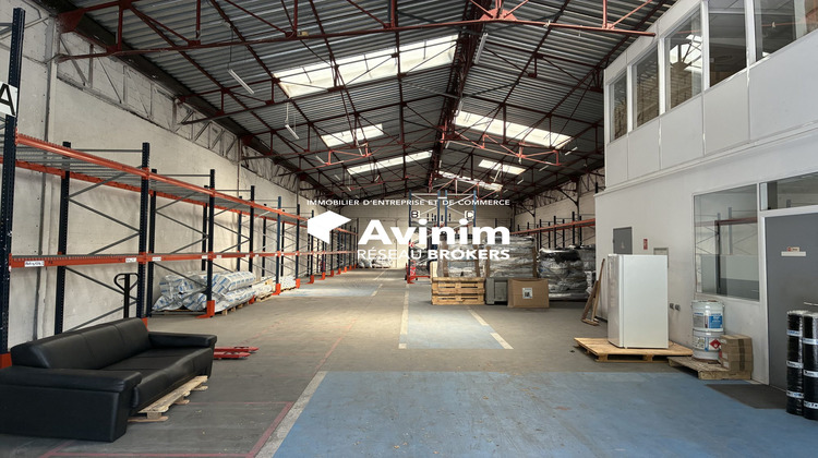 Ma-Cabane - Location Local commercial Marseille, 593 m²