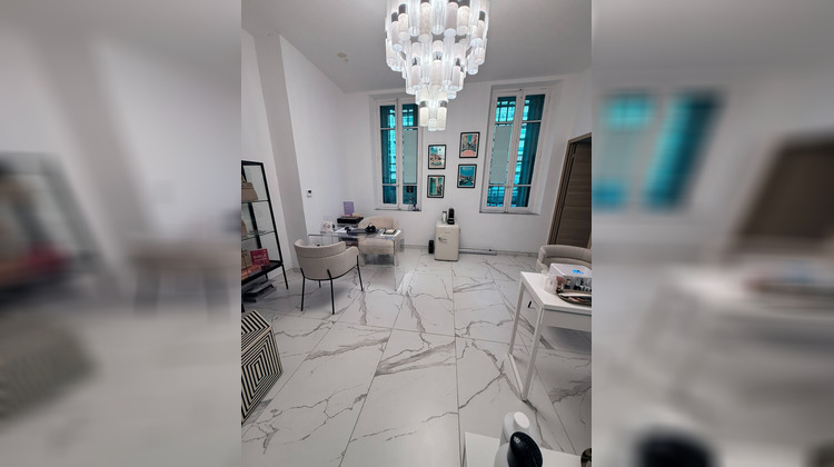 Ma-Cabane - Location Local commercial MARSEILLE 8, 44 m²