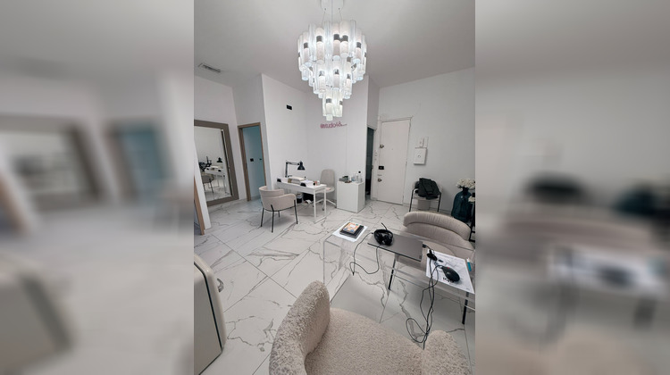 Ma-Cabane - Location Local commercial MARSEILLE 8, 44 m²