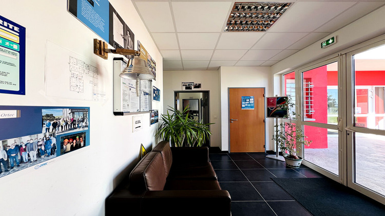 Ma-Cabane - Location Local commercial MARTIGUES, 232 m²