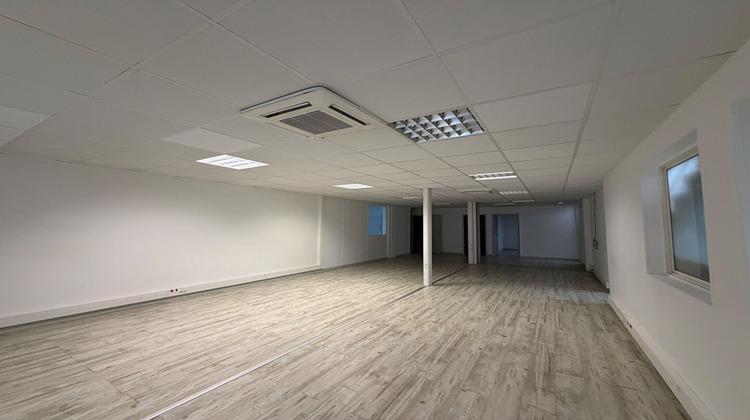 Ma-Cabane - Location Local commercial MARTIGUES, 181 m²
