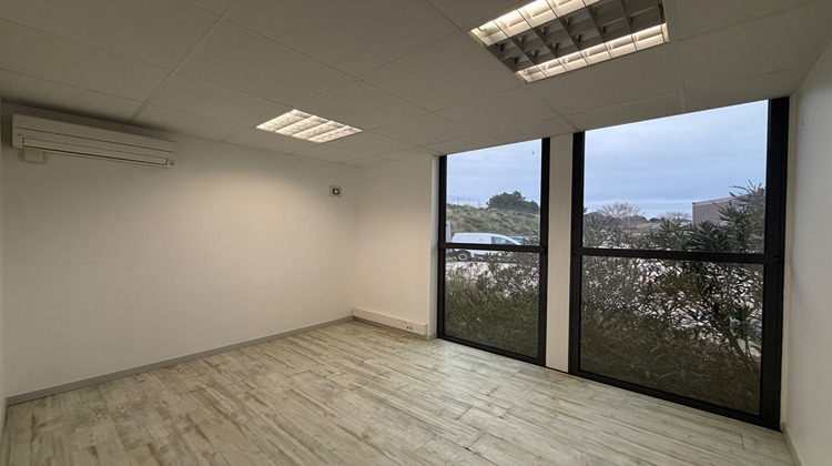 Ma-Cabane - Location Local commercial MARTIGUES, 181 m²