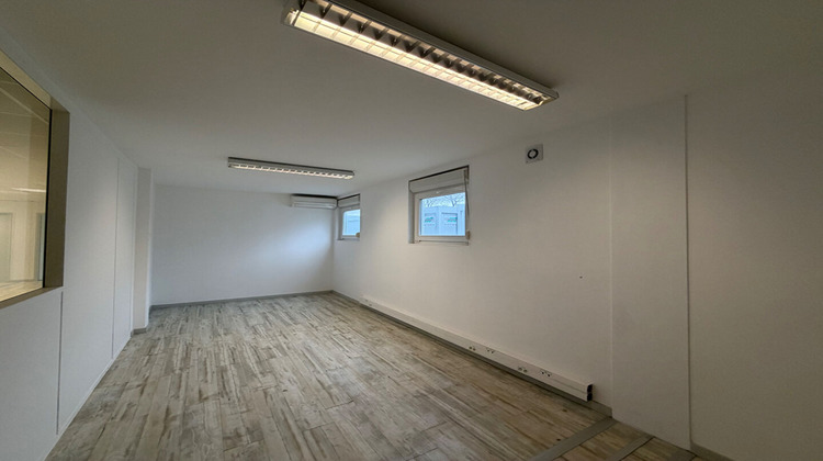 Ma-Cabane - Location Local commercial MARTIGUES, 181 m²