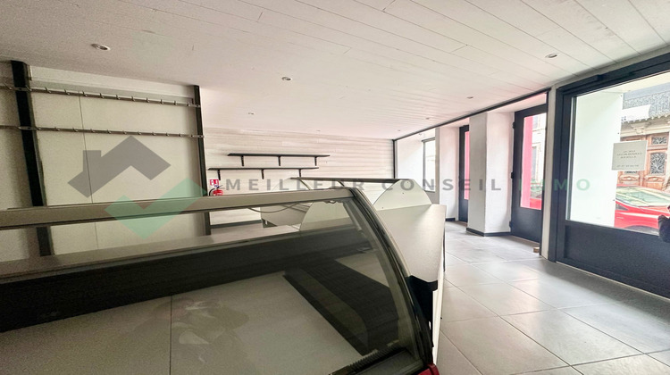 Ma-Cabane - Location Local commercial Massiac, 75 m²