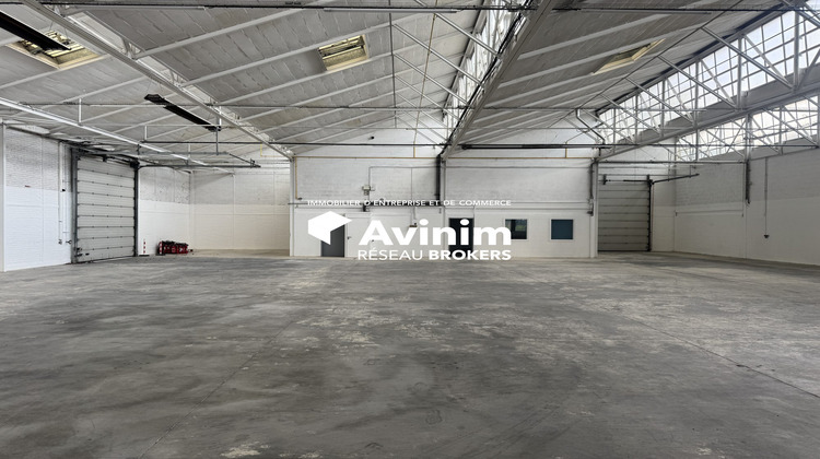 Ma-Cabane - Location Local commercial Massy, 820 m²