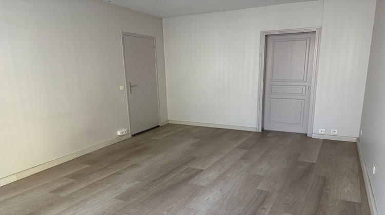 Ma-Cabane - Location Local commercial MAULEON-LICHARRE, 40 m²