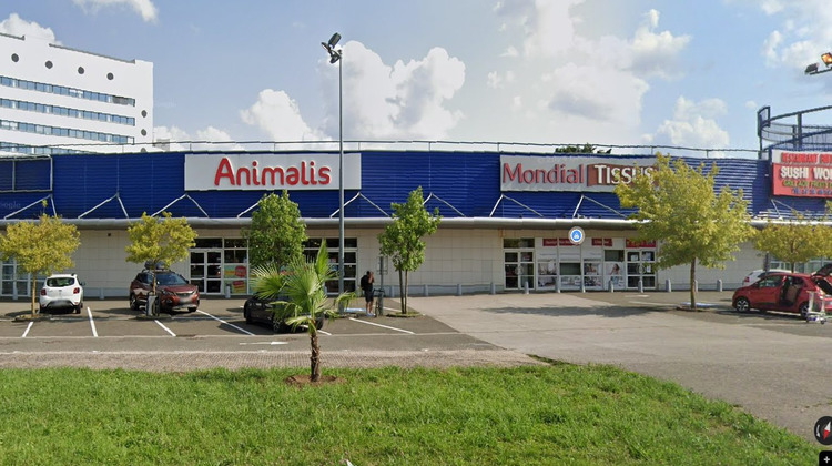 Ma-Cabane - Location Local commercial Maurepas, 1100 m²