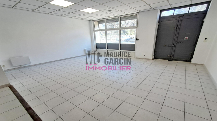 Ma-Cabane - Location Local commercial Mazan, 50 m²