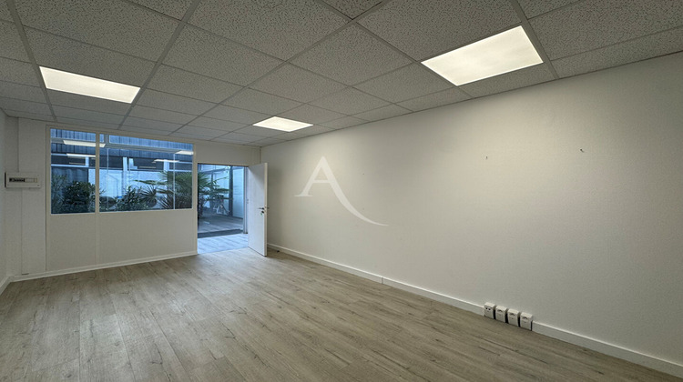 Ma-Cabane - Location Local commercial MEAUX, 53 m²