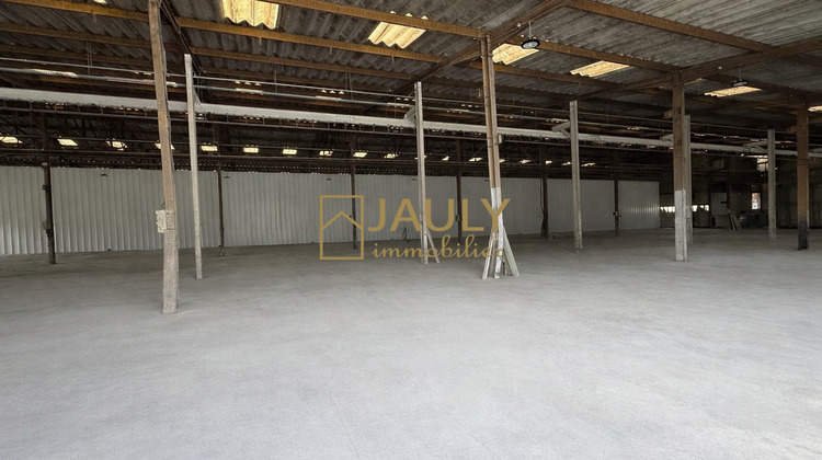 Ma-Cabane - Location Local commercial Meaux, 1850 m²