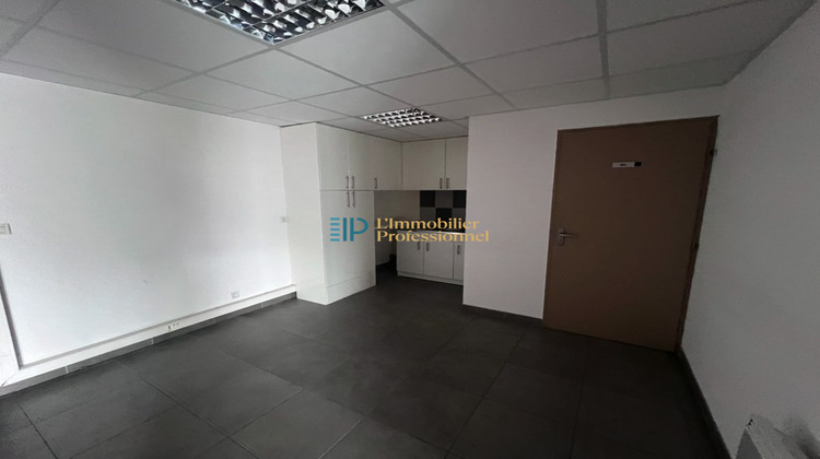 Ma-Cabane - Location Local commercial Mellac, 804 m²