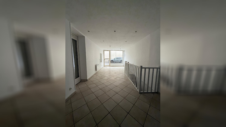 Ma-Cabane - Location Local commercial Melun, 24 m²