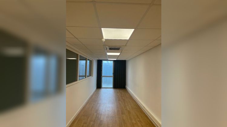 Ma-Cabane - Location Local commercial MERIGNAC, 50 m²