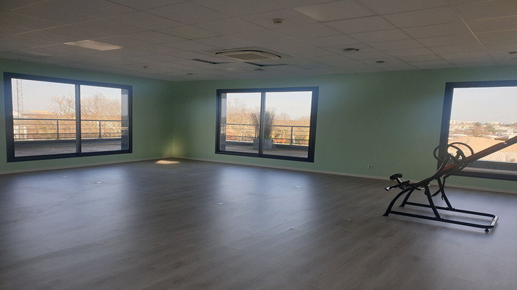 Ma-Cabane - Location Local commercial MERIGNAC, 62 m²