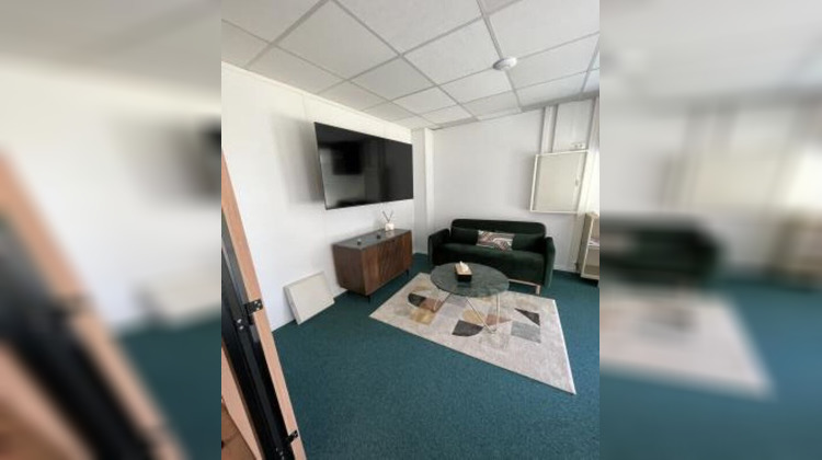 Ma-Cabane - Location Local commercial MERIGNAC, 140 m²