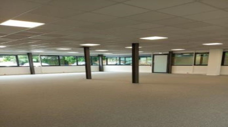 Ma-Cabane - Location Local commercial MERIGNAC, 249 m²