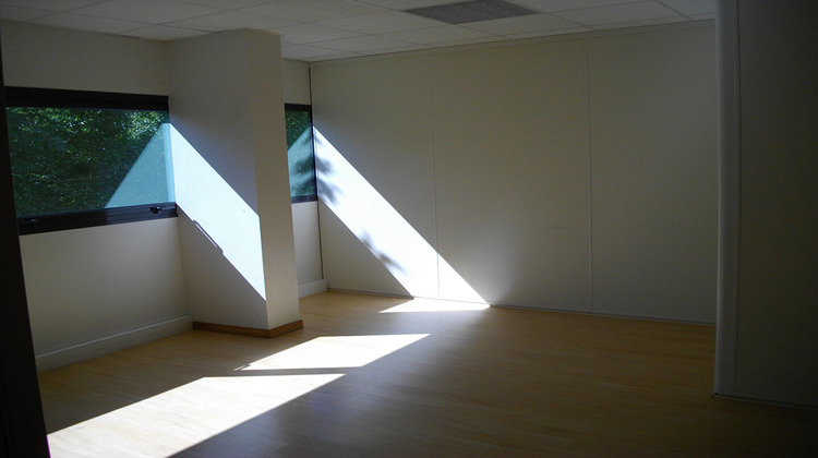 Ma-Cabane - Location Local commercial MERIGNAC, 249 m²