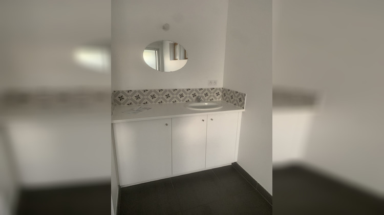 Ma-Cabane - Location Local commercial Mérignac, 20 m²