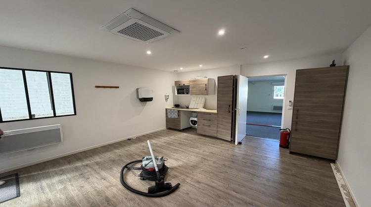Ma-Cabane - Location Local commercial Mérignac, 280 m²