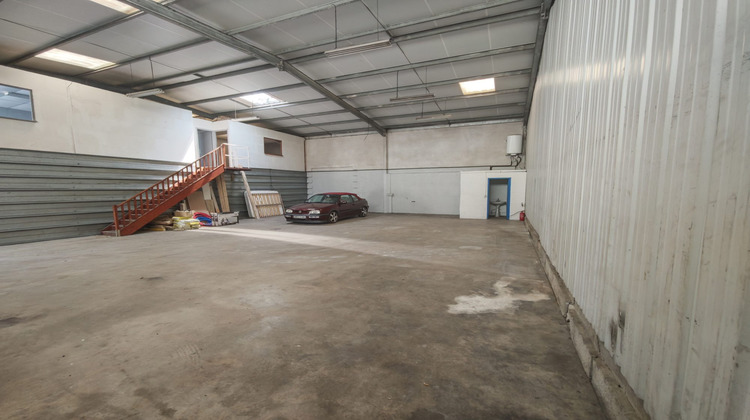 Ma-Cabane - Location Local commercial Mérignac, 220 m²