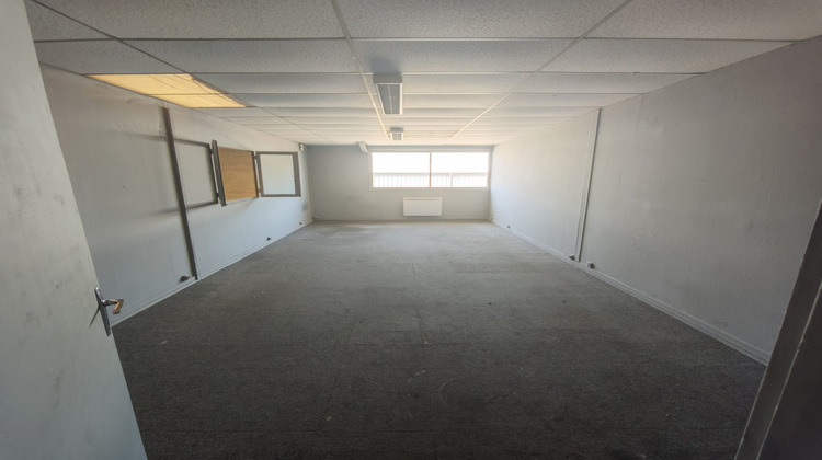 Ma-Cabane - Location Local commercial Mérignac, 220 m²