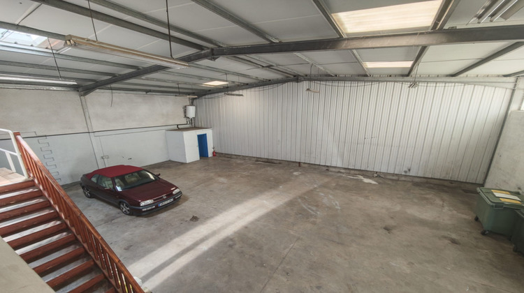 Ma-Cabane - Location Local commercial Mérignac, 220 m²