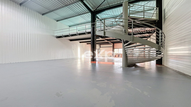 Ma-Cabane - Location Local commercial Méry, 337 m²