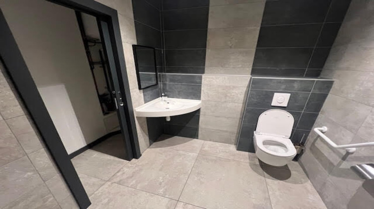 Ma-Cabane - Location Local commercial METZ, 79 m²