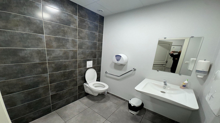 Ma-Cabane - Location Local commercial METZ, 134 m²