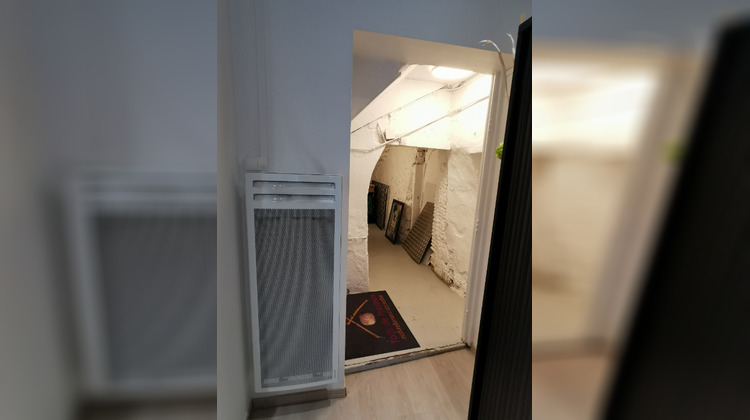 Ma-Cabane - Location Local commercial MEXIMIEUX, 31 m²
