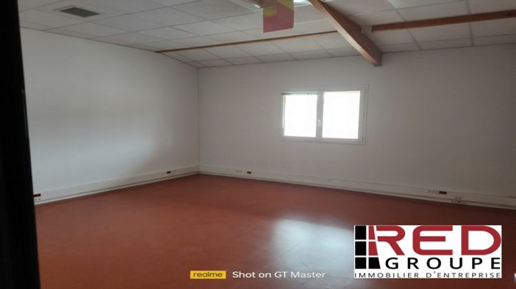 Ma-Cabane - Location Local commercial Meyreuil, 103 m²