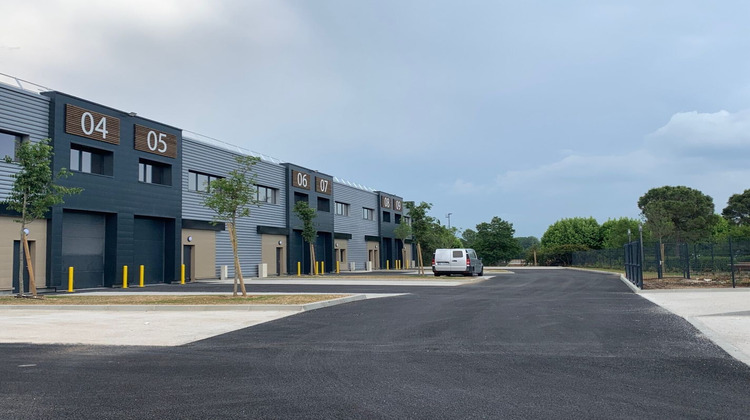 Ma-Cabane - Location Local commercial MEYREUIL, 277 m²