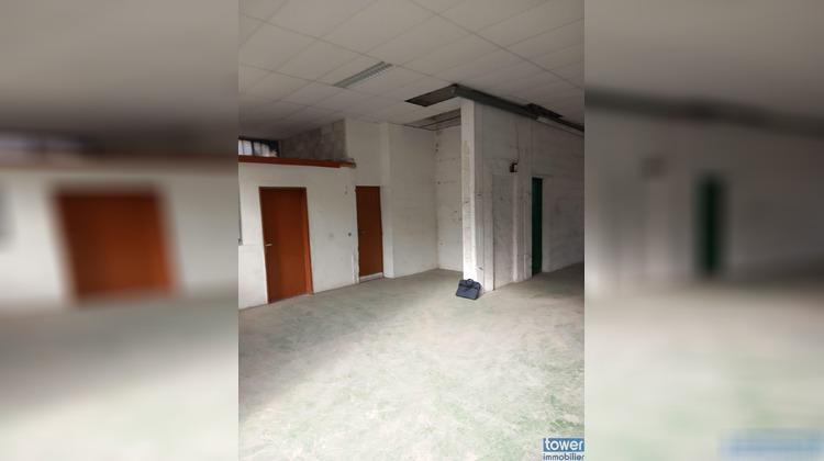 Ma-Cabane - Location Local commercial Mimet, 160 m²