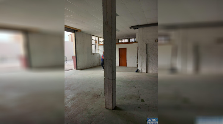 Ma-Cabane - Location Local commercial Mimet, 160 m²