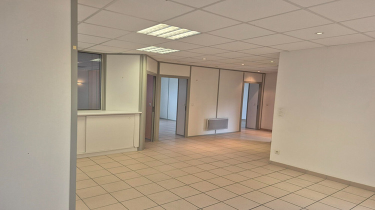 Ma-Cabane - Location Local commercial MINIHY-TREGUIER, 94 m²