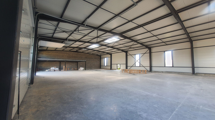 Ma-Cabane - Location Local commercial MIONS, 607 m²
