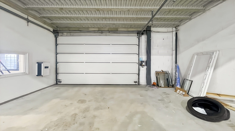 Ma-Cabane - Location Local commercial Mions, 200 m²