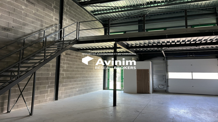 Ma-Cabane - Location Local commercial Mions, 154 m²