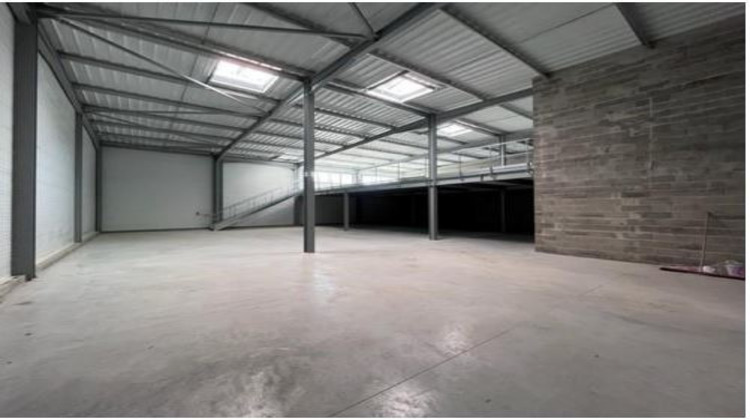 Ma-Cabane - Location Local commercial MIOS, 342 m²