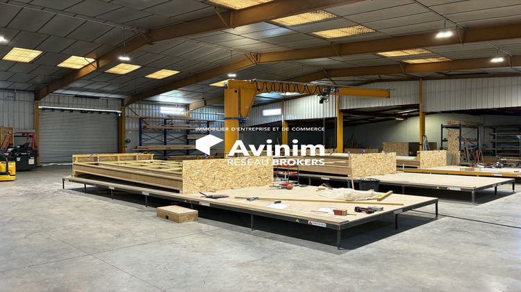 Ma-Cabane - Location Local commercial Miramas, 1600 m²