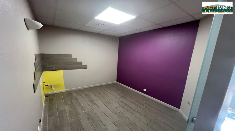 Ma-Cabane - Location Local commercial MIRAMAS, 52 m²