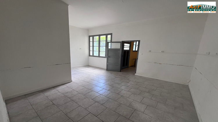 Ma-Cabane - Location Local commercial Miramas, 110 m²
