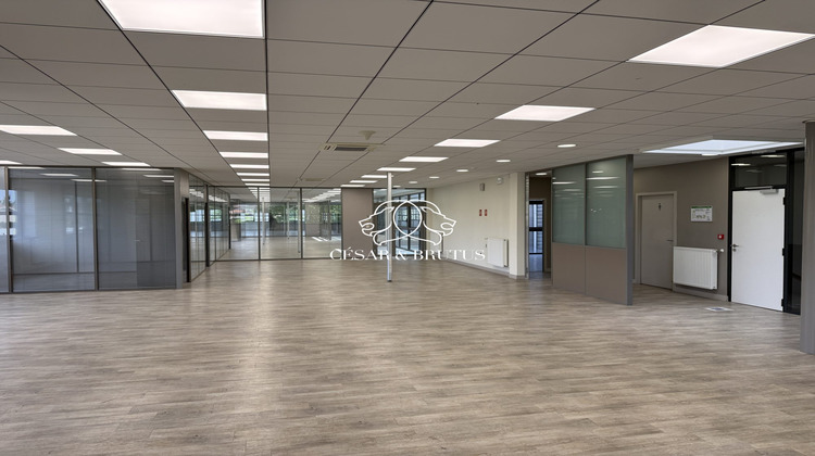 Ma-Cabane - Location Local commercial Miribel, 9623 m²