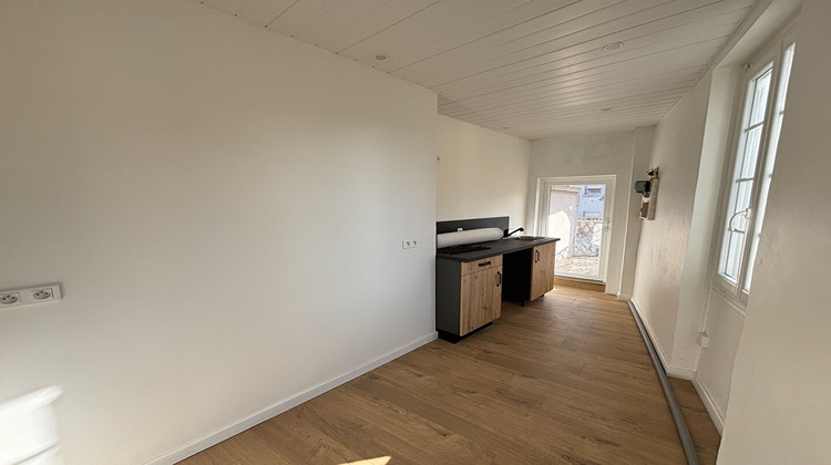 Ma-Cabane - Location Local commercial MONT-DE-MARSAN, 117 m²