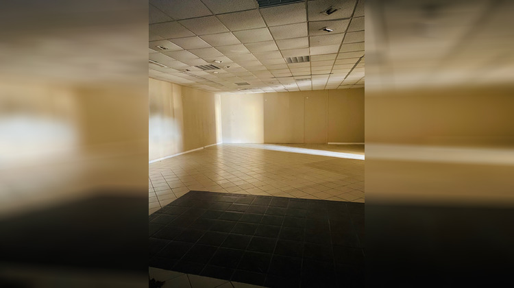 Ma-Cabane - Location Local commercial Mont-de-Marsan, 234 m²