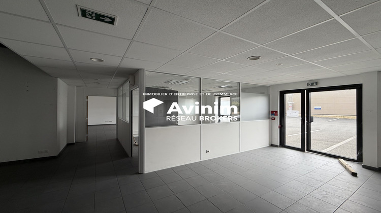 Ma-Cabane - Location Local commercial Montataire, 716 m²